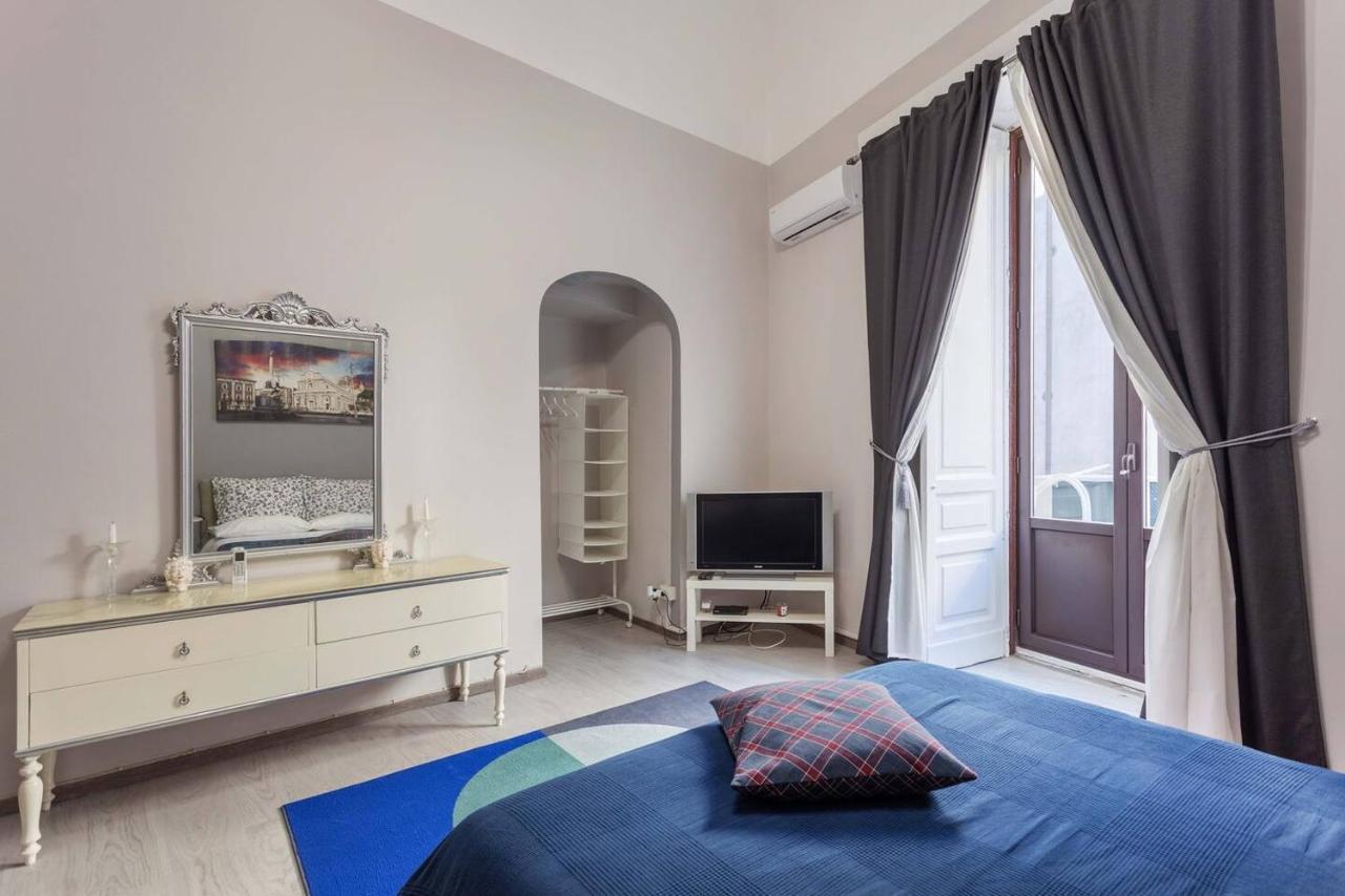 Two Rooms Bellini Катанія Екстер'єр фото